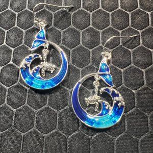 Wave and Turtle Earrings Blue and Silver Made of Sterling Silver